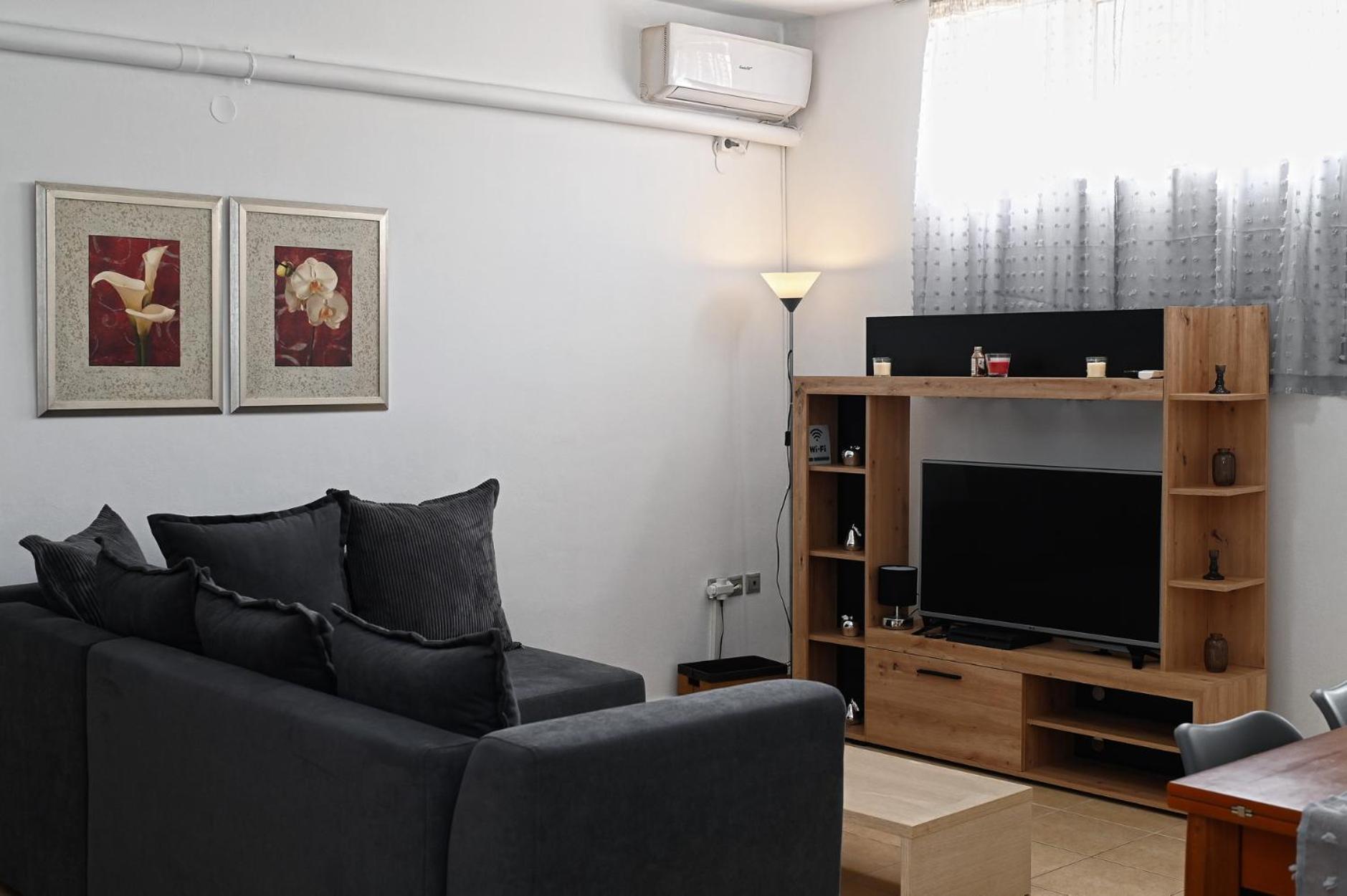 Oasis Lower Ground Floor Apartment Argos Dış mekan fotoğraf