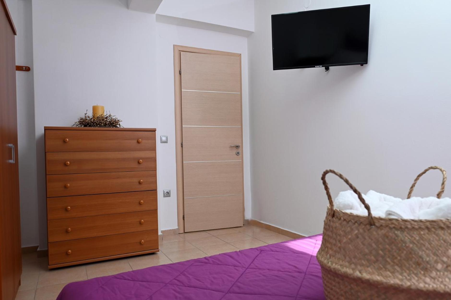 Oasis Lower Ground Floor Apartment Argos Dış mekan fotoğraf